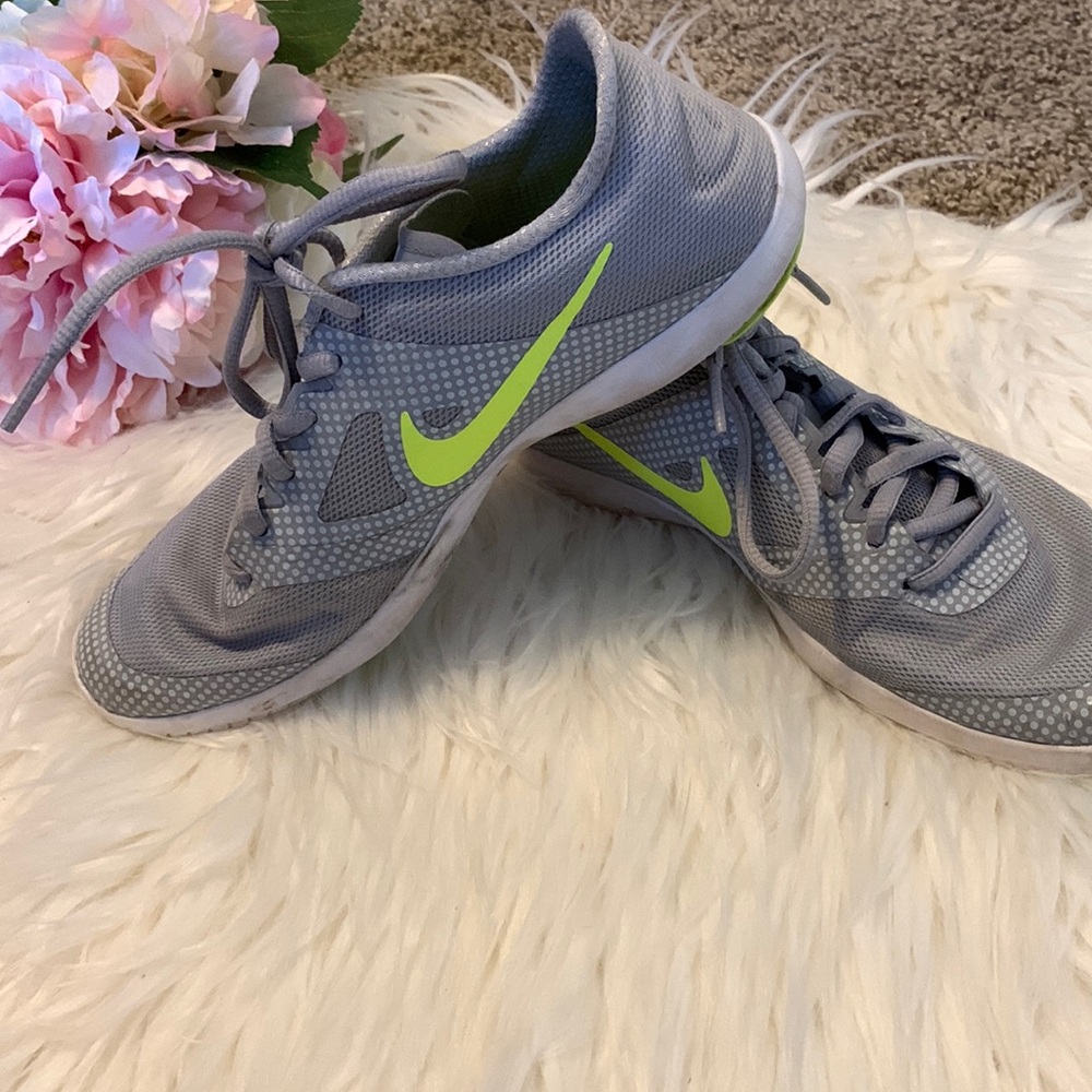 Nike gymshoes